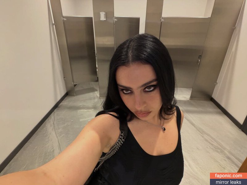 Charli XCX, charli_xcx, charlignarly, charlixcx, https: Nagie wycieki OnlyFans Zdjęcie #22