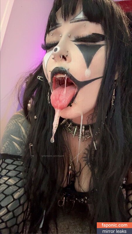 HotGothMlf, yourhotm.lf, yourhotmlf Nagie wycieki OnlyFans Zdjęcie #1