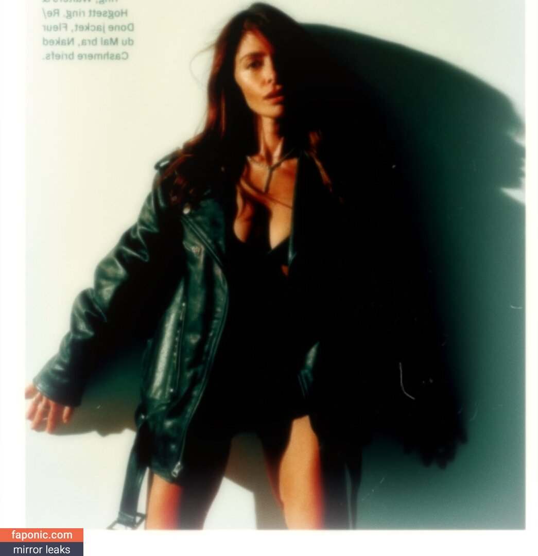 Sarah Shahi, sarahshahi Nagie wycieki  Zdjęcie #57