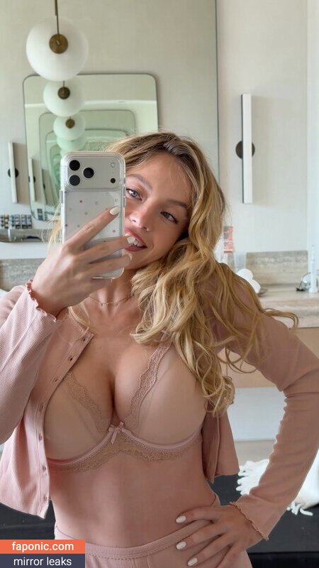 Sydney Sweeney, gal_gadot, https:, sydney_sweeney Nagie wycieki OnlyFans Zdjęcie #485