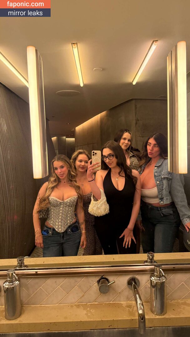 Yellz0, Yellz1, bigtittygothegg, yellz Nagie wycieki OnlyFans/Patreon Zdjęcie #4