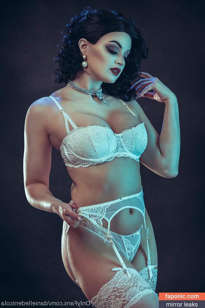 Danielle Denicola, danielledenicola, danielledenicolaofficial, danielledenicolavip, daniellednicola, https: Nagie wycieki OnlyFans/Patreon Zdjęcie #69