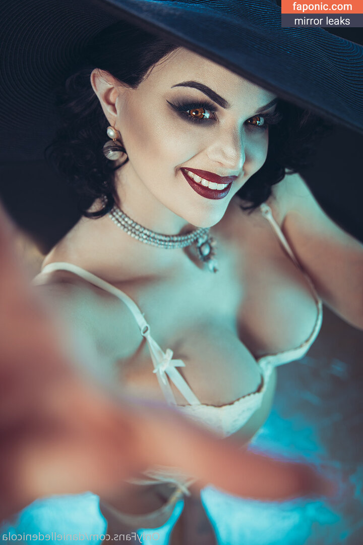 Danielle Denicola, danielledenicola, danielledenicolaofficial, danielledenicolavip, daniellednicola, https: Nagie wycieki OnlyFans/Patreon Zdjęcie #73