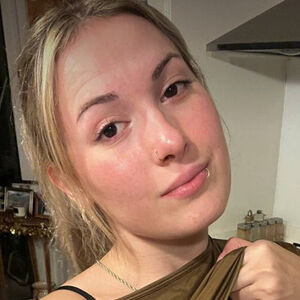 Annabell Blond