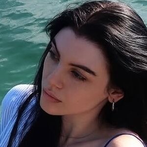 Chloe Taylor