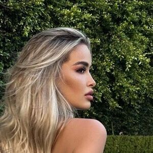 Elen Akamperi