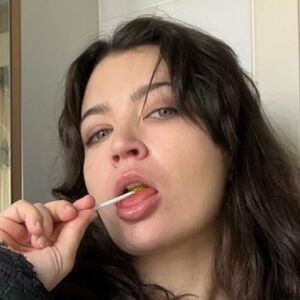 Emilia Mars