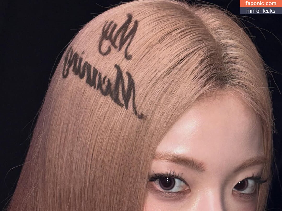 lia_loves___