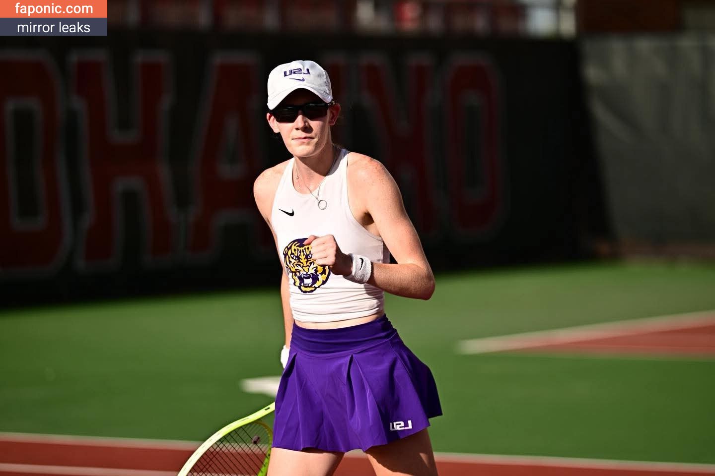 Lsu woman tennis