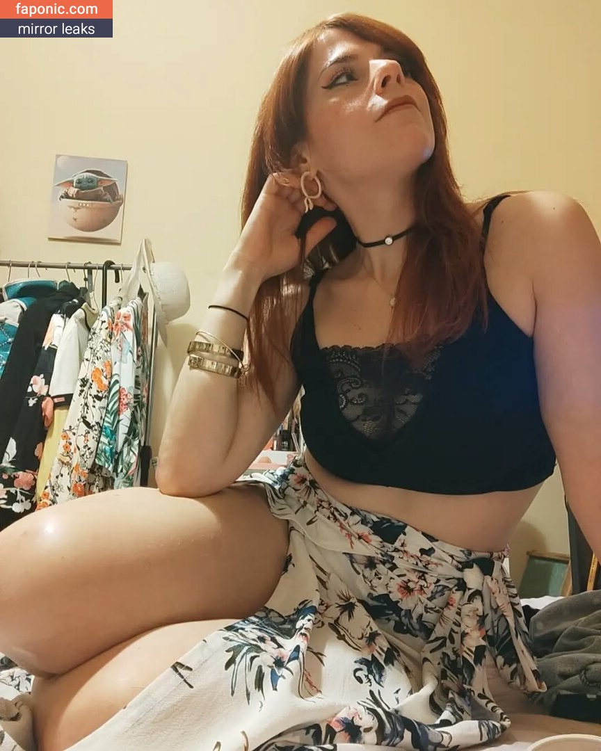 mary_mayfair_