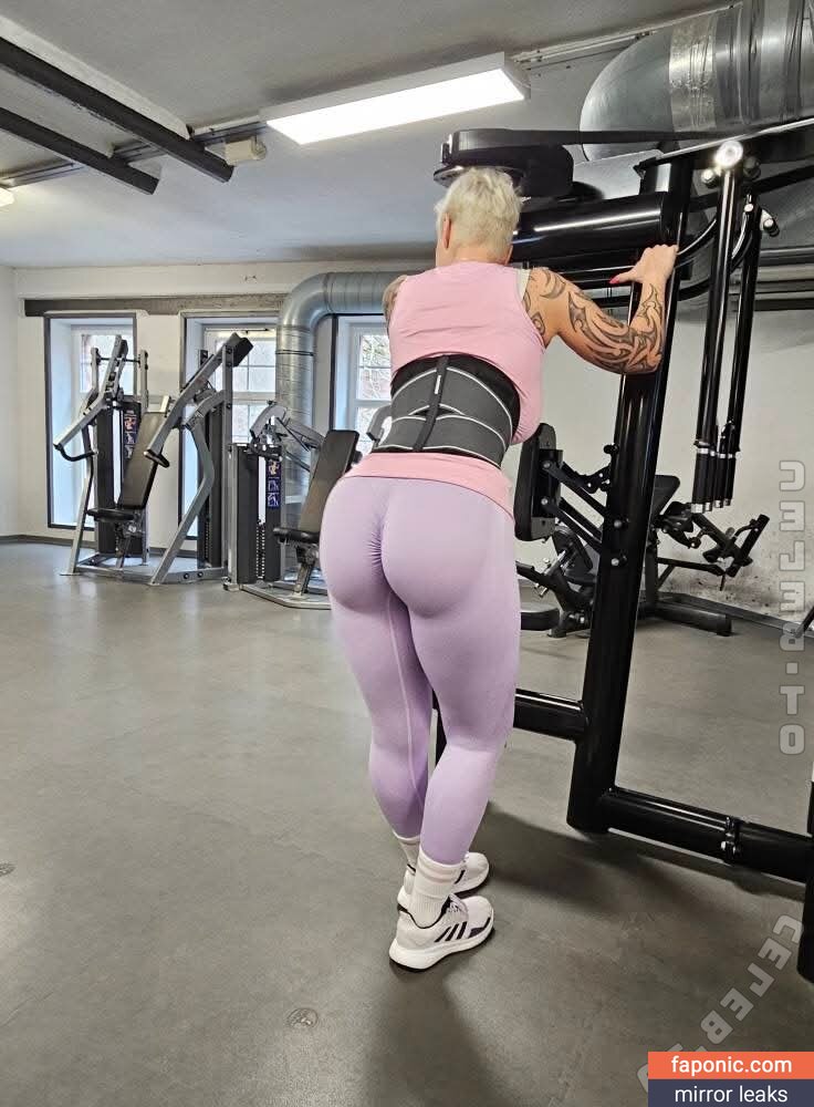 Vanessa Cool