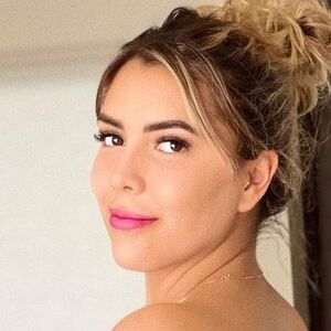 Viviane Lomelín