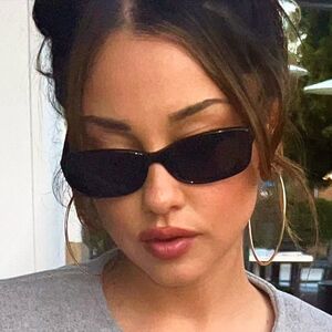 Yvette Monreal