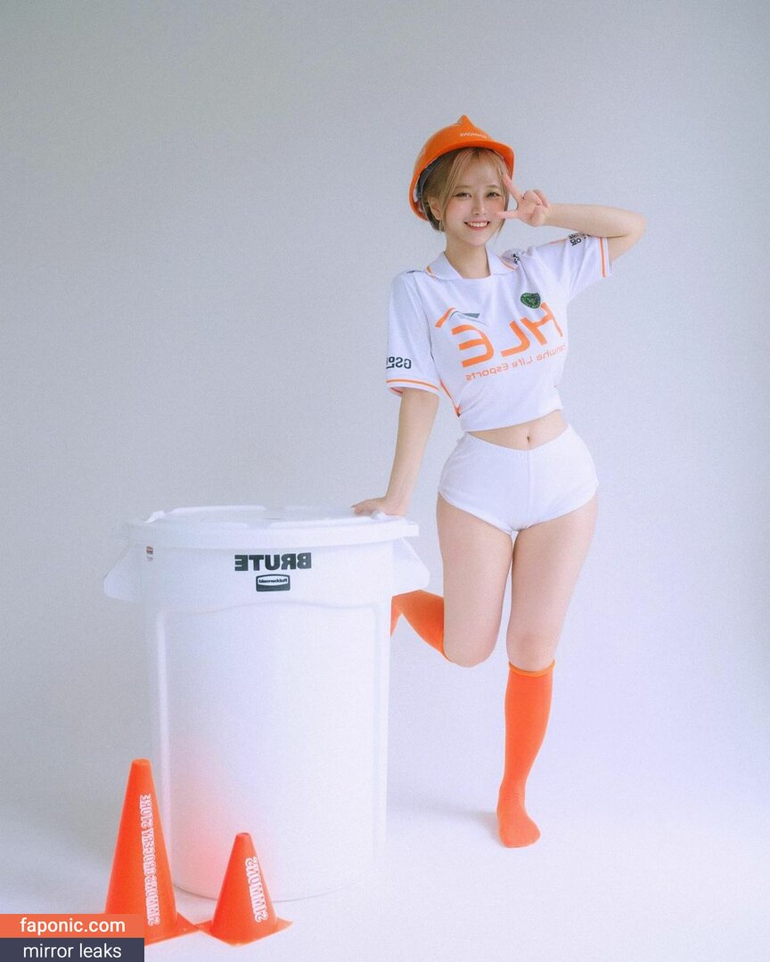 ZziZzi, zizzi_j, zzi_zzi._, 찌찌 Nagie wycieki OnlyFans Zdjęcie #135